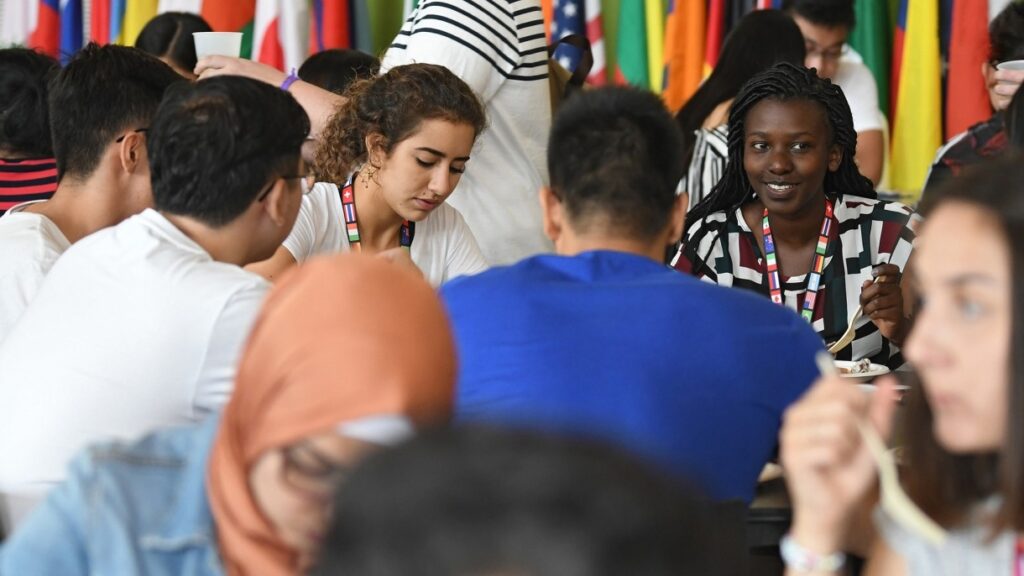 imgi 224 internationalorientation0018